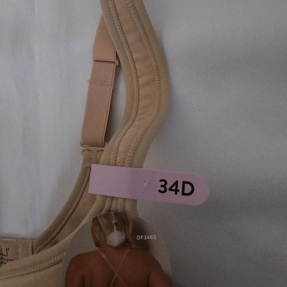 BALI Comfort Revolution Nude Full-Coverage Wirefree, Seamless Bra Size 34D, NWT - Picture 8 of 10